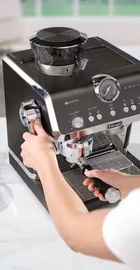 Delonghi La Specialista Opera EC 9555.BK