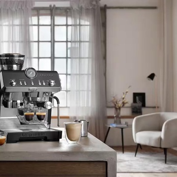 Delonghi La Specialista Opera EC 9555.BK
