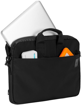 Incase Compass Brief with Flight Nylon Black for Macbook 15 (INCO300518-BLK)
