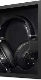 AKG K550