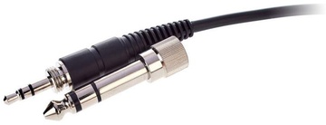 AKG K72