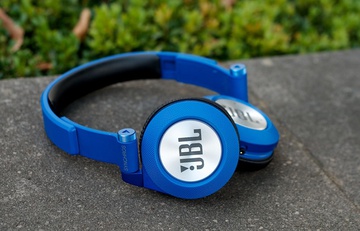 JBL E40BT Blue