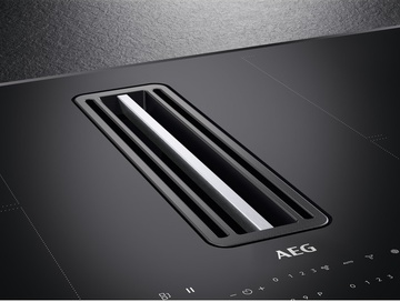 AEG CCE84779FB