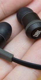 JBL Synchros S100i Onyx Black
