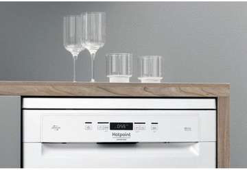 Hotpoint-Ariston HFC 3C41 CW