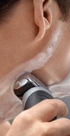 Braun Series 7 7893s