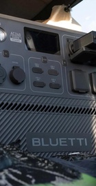 BLUETTI AC240